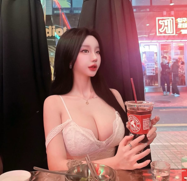 06b46f28b7471760ad7ab28eaea6514f_1766578776_3093.jpeg